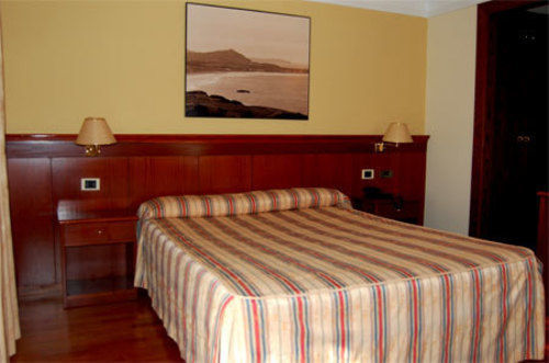 Hotel Alda El Suizo Ферол Екстериор снимка