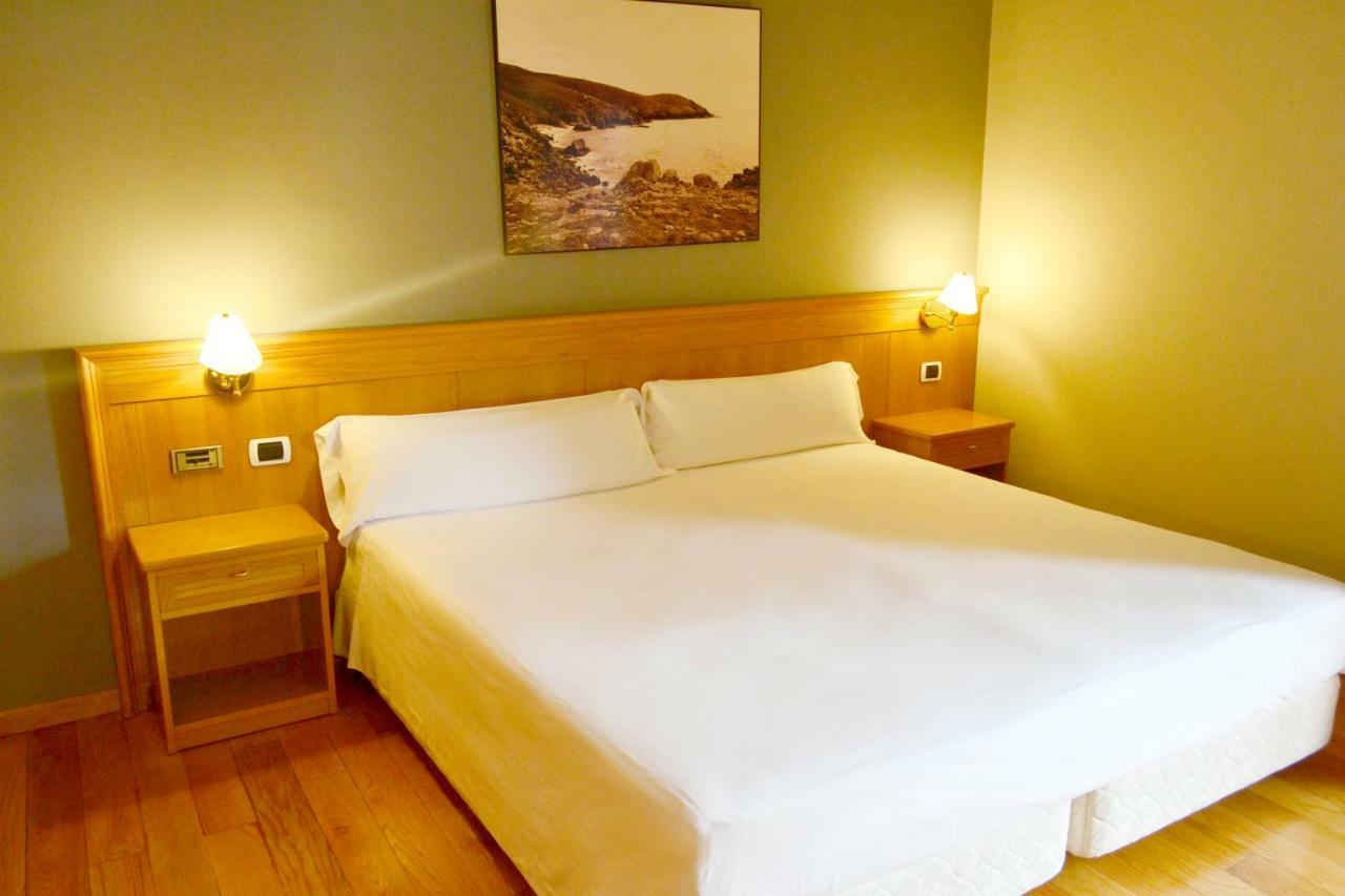 Hotel Alda El Suizo Ферол Екстериор снимка